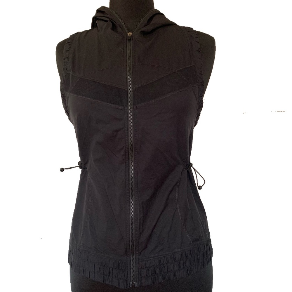 Lululemon Black Run Like the Wind Racerback Vest
